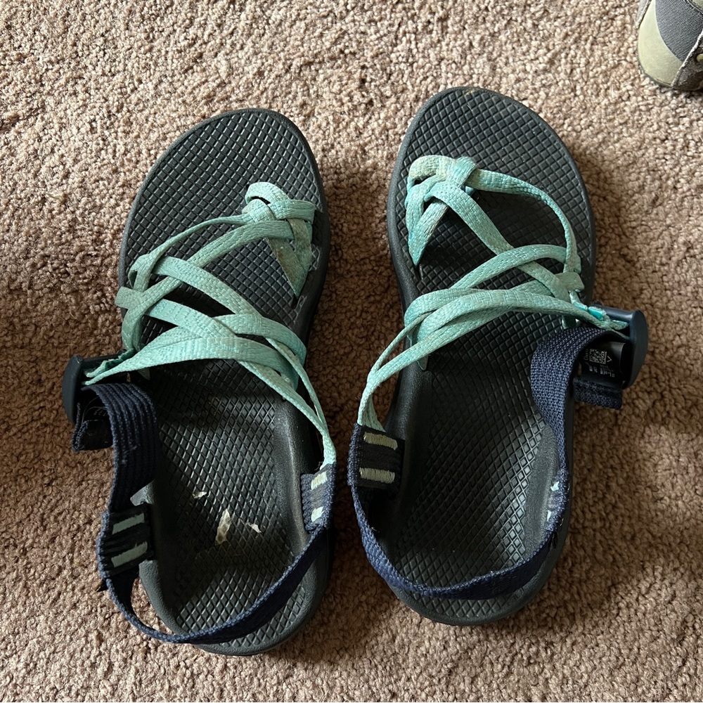 Size 8 | Womens Chacos